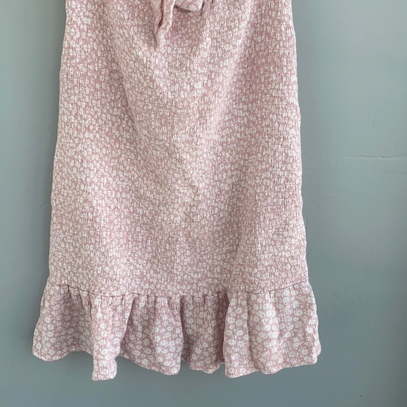 Light Pink and White Mini Dress - Picture 5 of 5